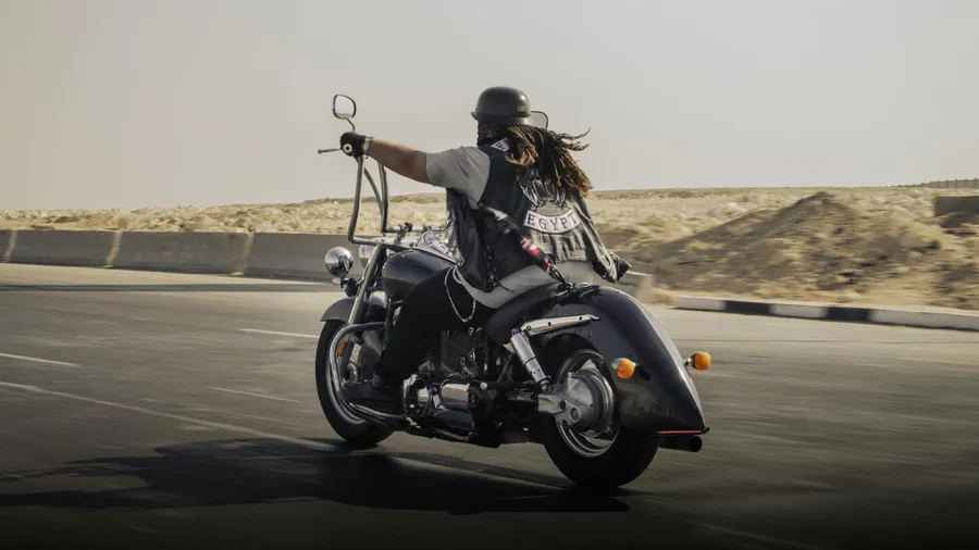 Guida estiva in moto: consigli per selezionare l'abbigliamento perfetto